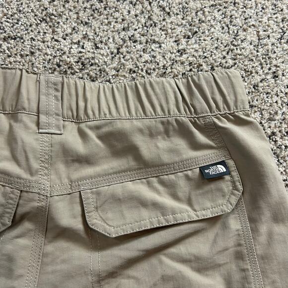 The North Face Mens Cargo Shorts Size Small 100% Nylon Elastic Waist Belted - Picture 9 of 9